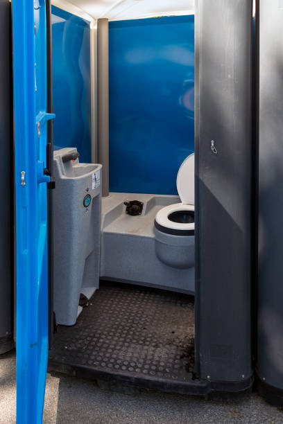 Portable Toilet Options We Offer in Linntown, PA