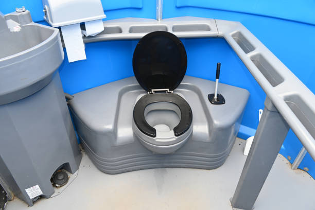 Best Portable restroom trailer rental  in Linntown, PA